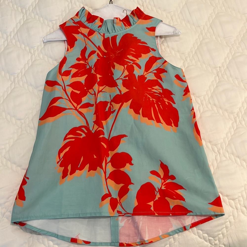 Tyler Boe sleeveless top with bow detail on the back